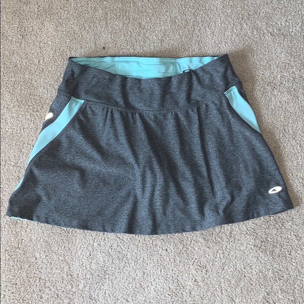 Women’s grey and blue champion skort